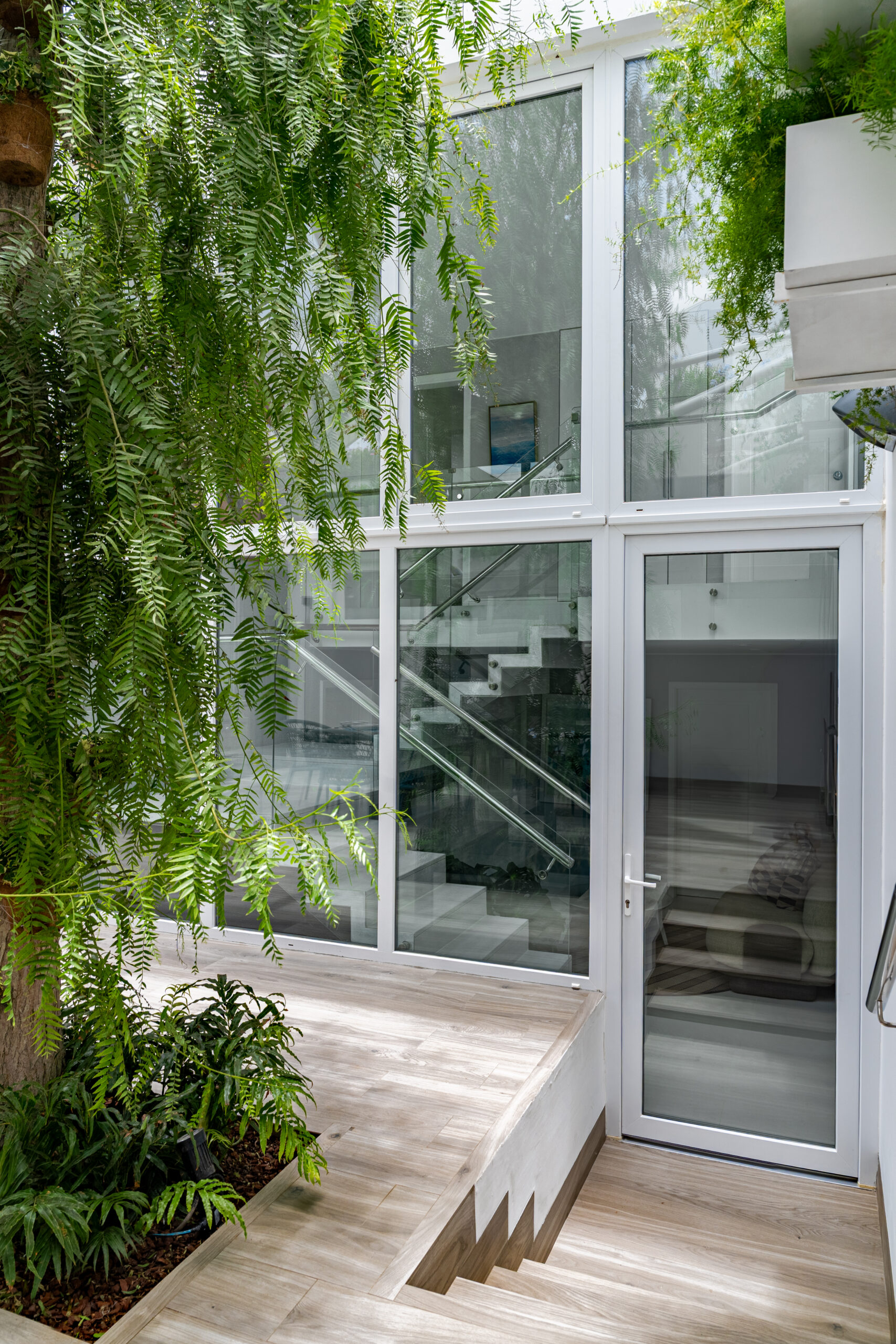 Mamparas Fijas y Puerta en PVC - Instaladas en 2017 - Playa Asia