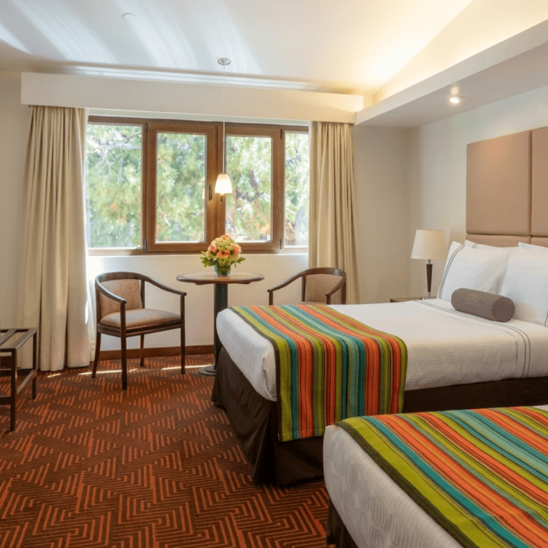 Hotel Sonesta · 100% Ventanas PVC